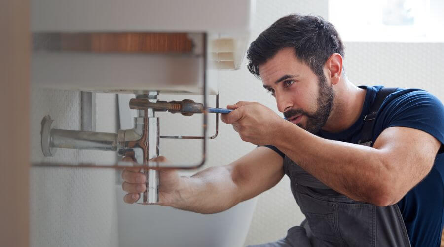Expert burst pipe repair services in Ostrander, OH